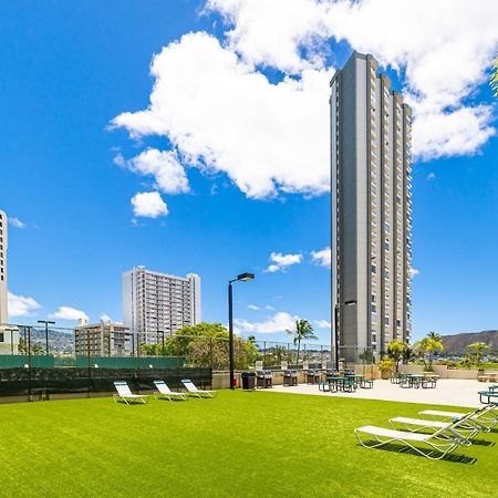 Mountain Views & Steps To Beach - Free Parking! Honolulu Exteriör bild