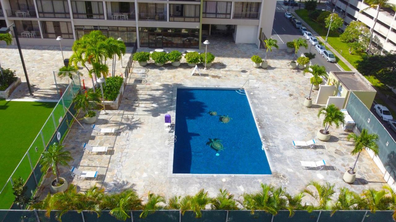 Mountain Views & Steps To Beach - Free Parking! Honolulu Exteriör bild